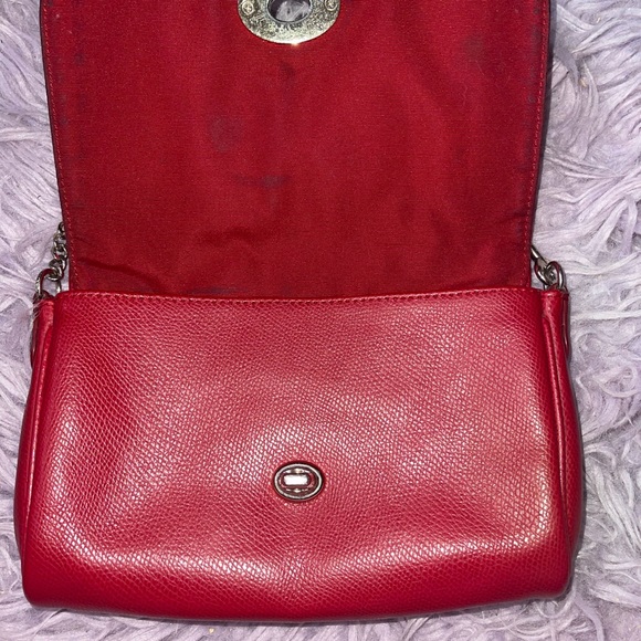 Coach hand bag with crossbody strap - Picture 2 of 5